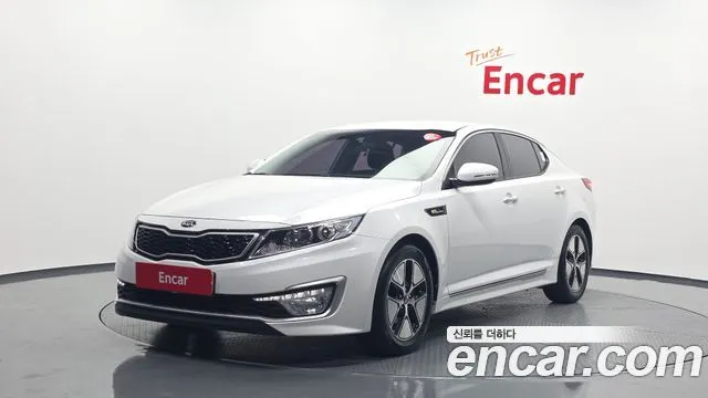 Kia K5 Luxury
