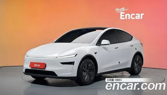 Tesla Model Y RWD