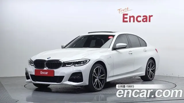 BMW 3-Series 330e M Sport