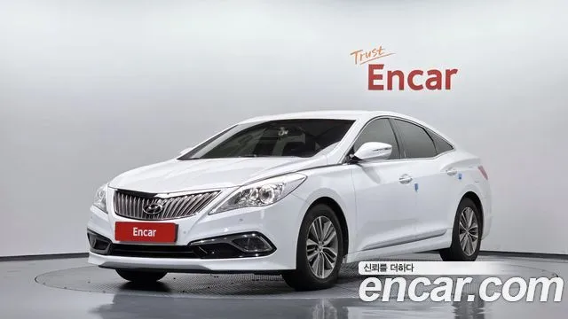 Hyundai Grandeur HG240 Modern