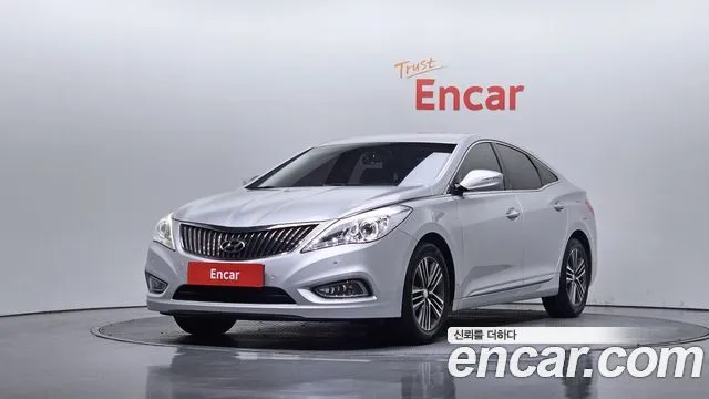 Hyundai Grandeur HG240 Modern