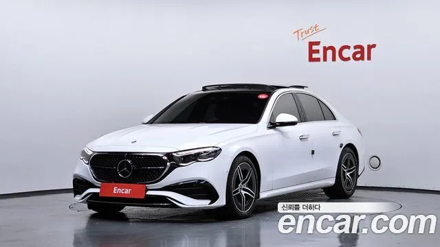 Mercedes-Benz E-Class E300 4MATIC AMG Line