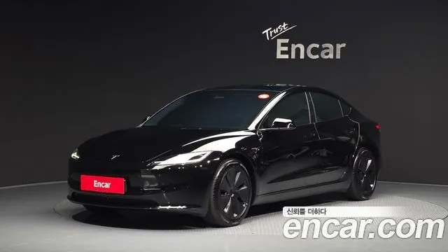 Tesla Model 3 Long Range AWD
