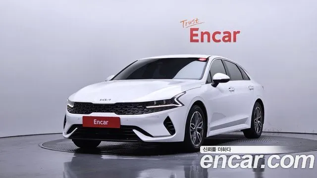 Kia K5 Signature