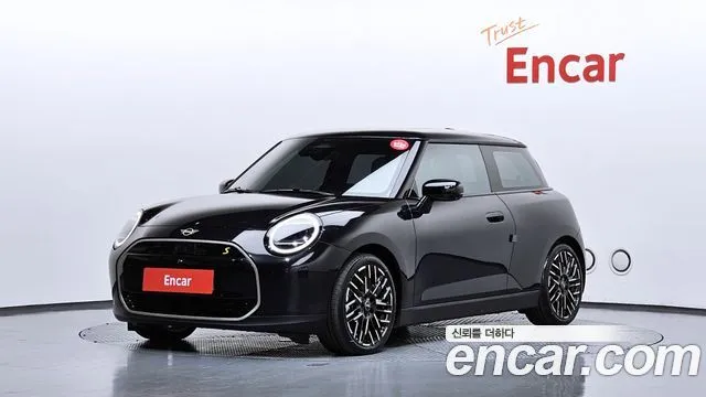 Mini Cooper SE Favoured