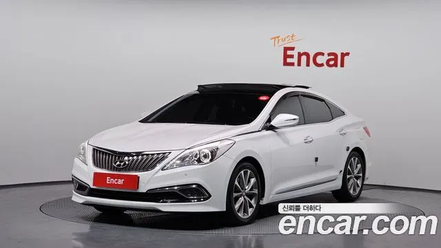 Hyundai Grandeur HG240 Modern