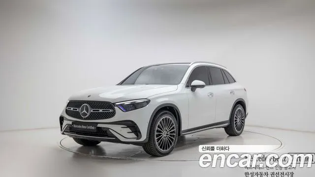Mercedes-Benz GLC-Class GLC300 4MATIC AMG Line