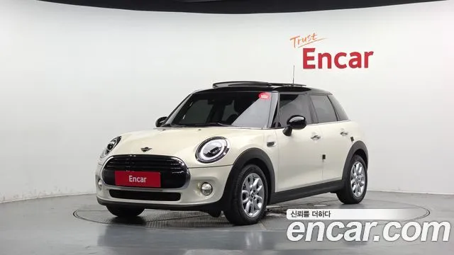 Mini Cooper 5Door HIGH