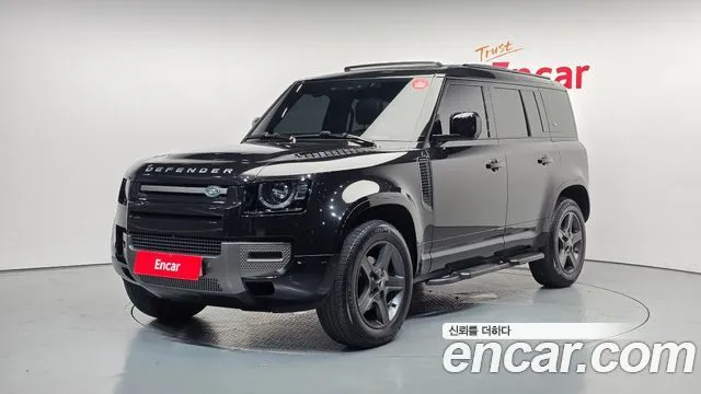Land Rover Defender 110 P300 X-Dynamic SE