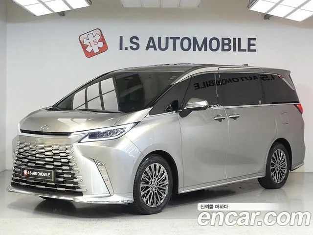 Lexus LM 500h Executive