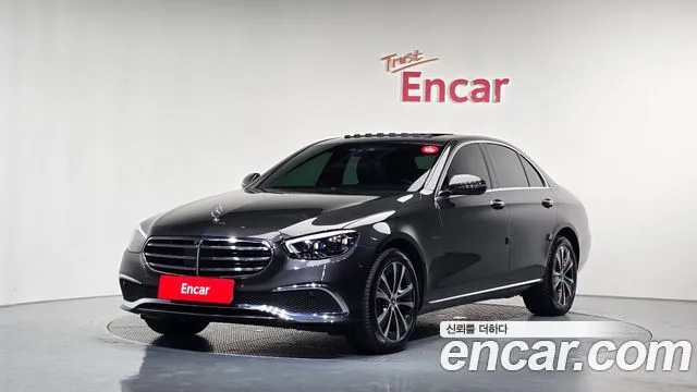 Mercedes-Benz E-Class E300e 4MATIC Exclusive