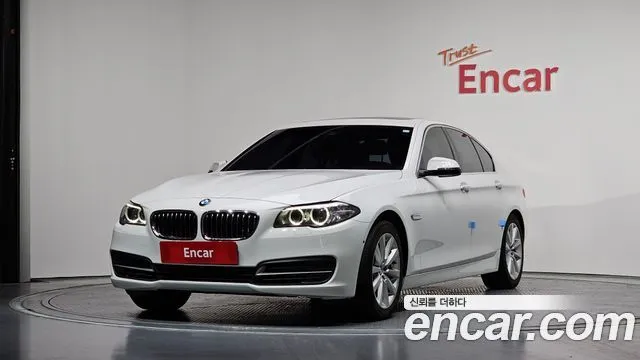 BMW 5-Series 528i