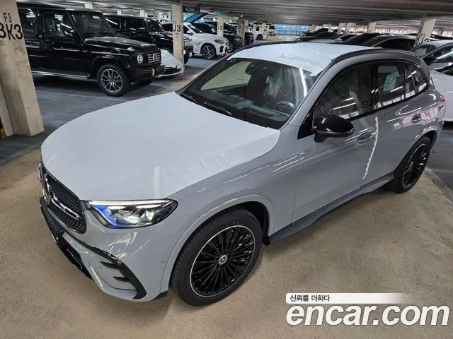 Mercedes-Benz GLC-Class GLC300 4MATIC AMG Line