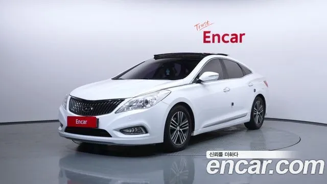 Hyundai Grandeur HG240 Modern
