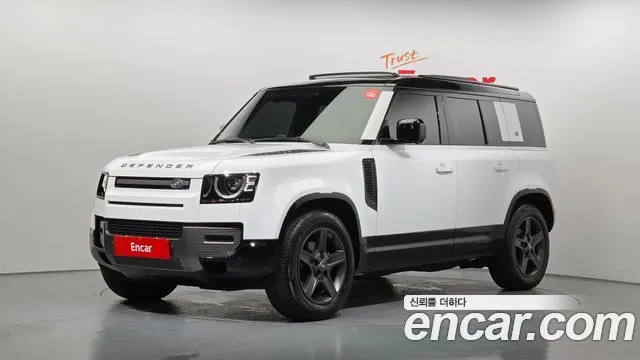 Land Rover Defender 110 P300 X-Dynamic SE