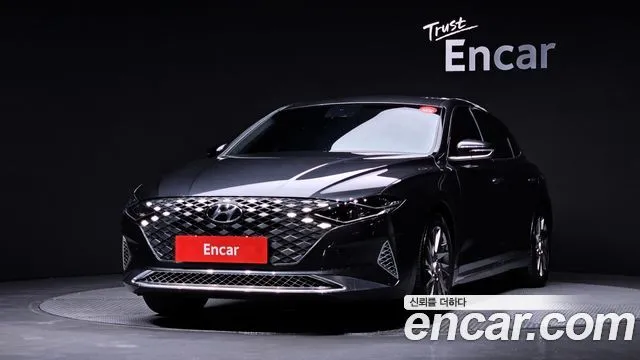 Hyundai Grandeur Calligraphy