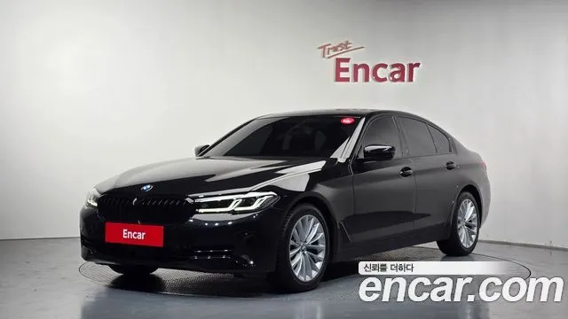 BMW 5-Series 520i Luxury