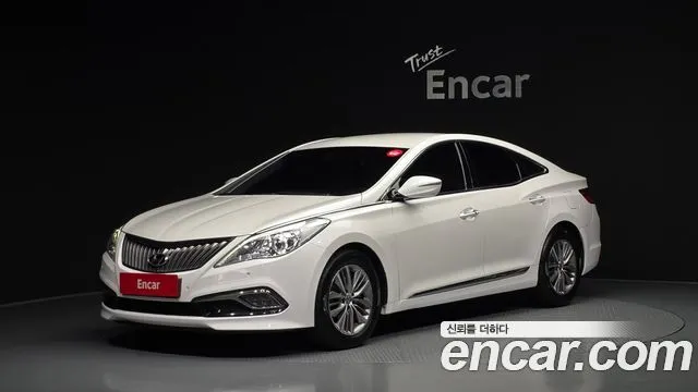 Hyundai Grandeur HG240 Modern
