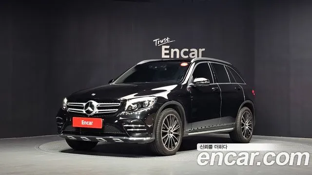 Mercedes-Benz GLC-Class GLC300 4MATIC AMG Line