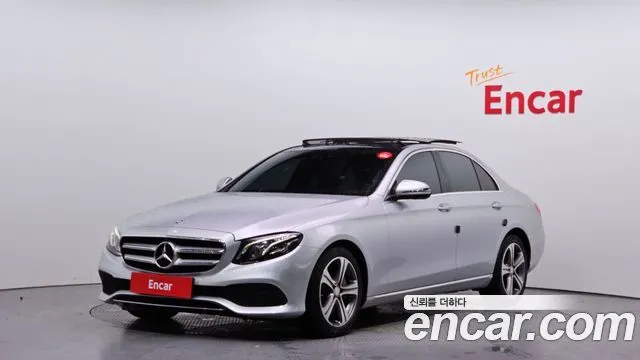 Mercedes-Benz E-Class E300 4MATIC Avnatgarde