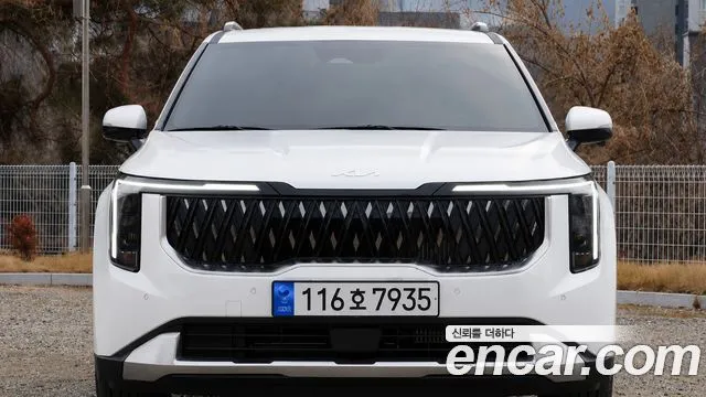 Kia Canival HEV 9 seater Prestige