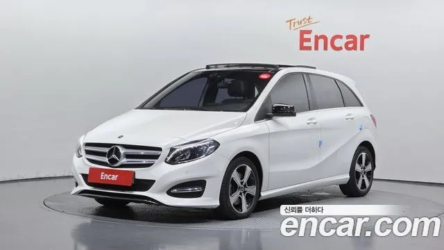 Mercedes-Benz B-Class B220