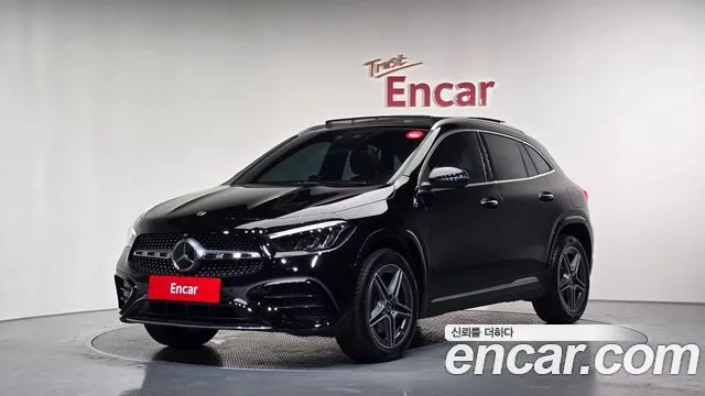 Mercedes-Benz GLA-Class GLA250 4MATIC