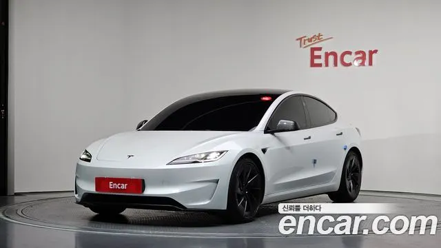 Tesla Model 3 Performance AWD