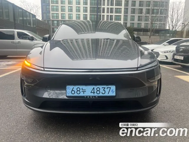 Tesla Model Y RWD