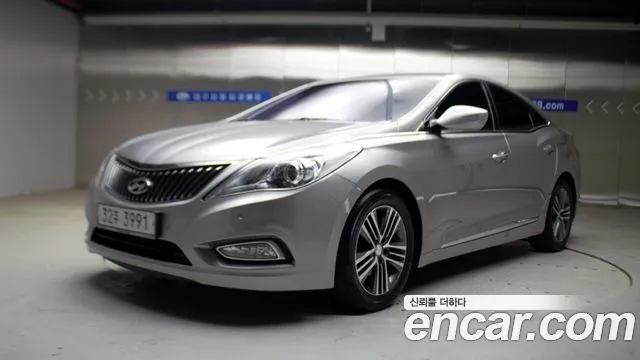 Hyundai Grandeur HG240 Modern