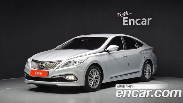 Hyundai Grandeur HG240 Modern