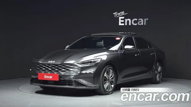 Kia K8 Signature