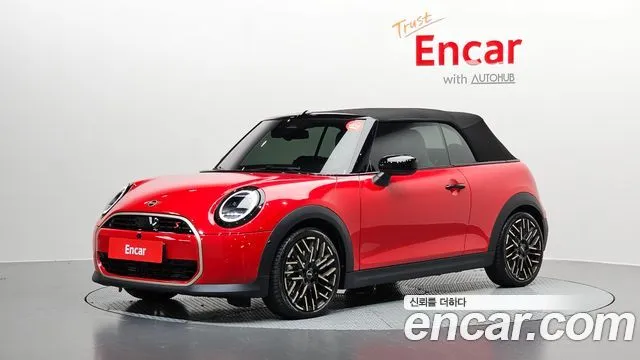 Mini Cooper Convertible Favoured