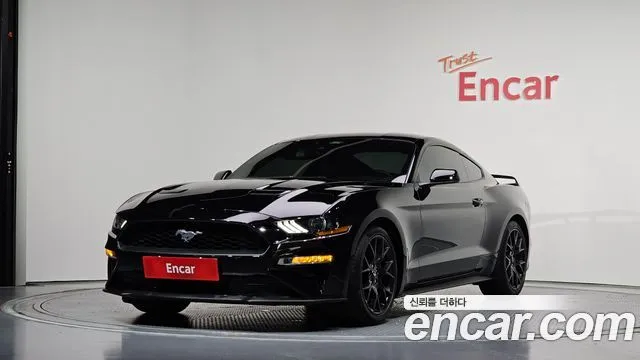 Ford Mustang Coupe