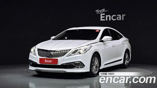 Hyundai Grandeur HG240 Modern