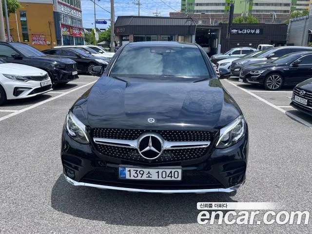 Mercedes-Benz GLC-Class GLC300 4MATIC AMG Line Coupe