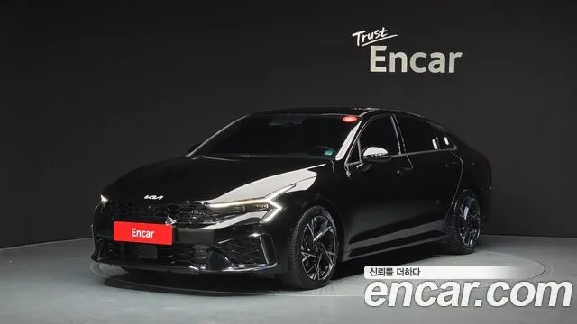 Kia K5 Signature