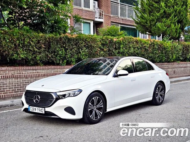 Mercedes-Benz E-Class E200 Avantgarde