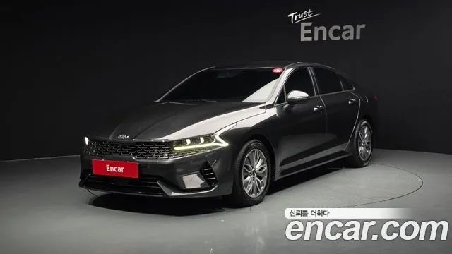 Kia K5 Signature