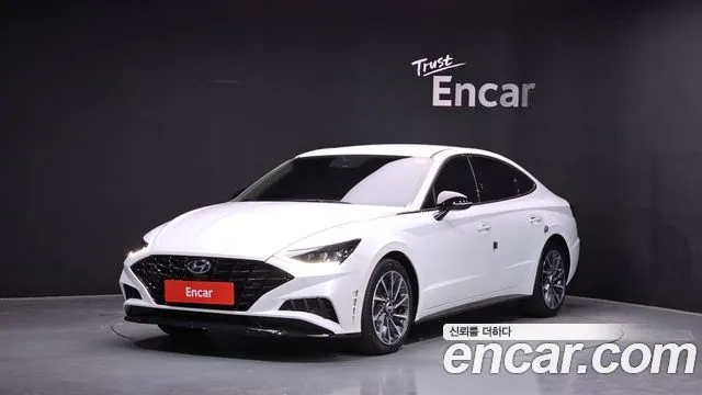 Hyundai Sonata 2.0