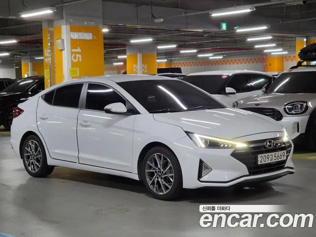 Hyundai AVANTE 1.6
