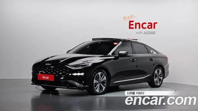 Kia K8 Signature