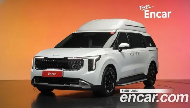 Kia Canival HEV 4-Seater Hi Limousine