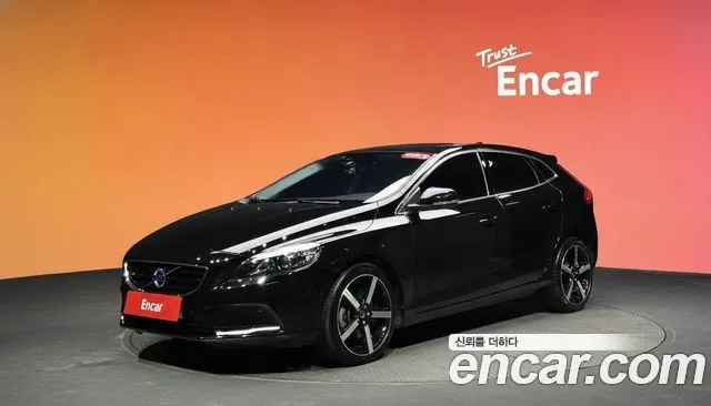 Volvo V40 T5