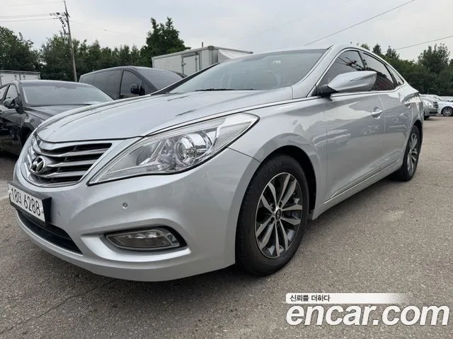 Hyundai Grandeur HG240 Luxury
