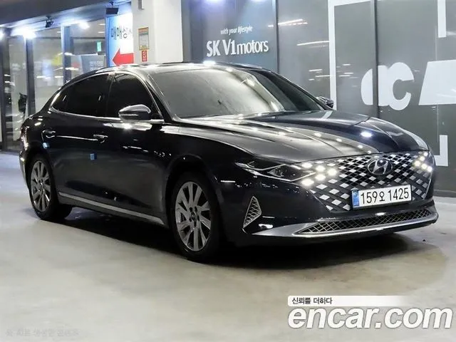 Hyundai Grandeur Calligraphy
