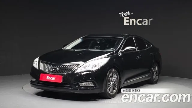 Hyundai Grandeur HG240 Modern