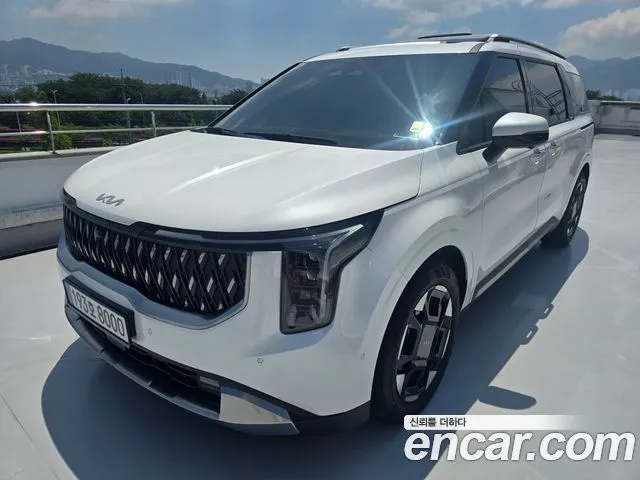 Kia Canival HEV 9seater Signature
