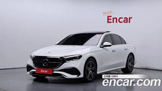 Mercedes-Benz E-Class E300 4MATIC AMG Line