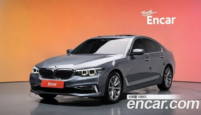 BMW 5-Series 520i Luxury